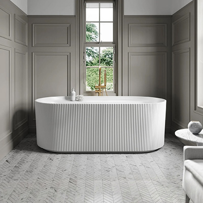 Free-Standing Bathtub / Common Bathtub