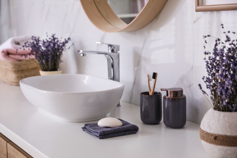 Read more about the article How to Choose Bathroom Accessories in Malaysia: A Complete Buyer’s Guide